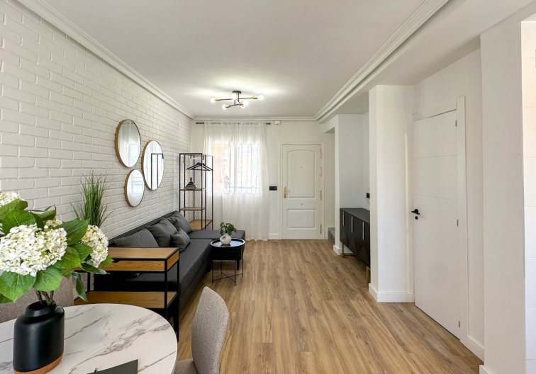 Herverkoop - town house - Orihuela Costa - Costa Blanca