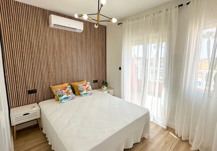 Herverkoop - town house - Orihuela Costa - Costa Blanca