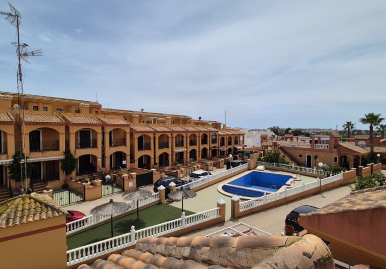Segunda mano - villa - Torrevieja - Costa Blanca