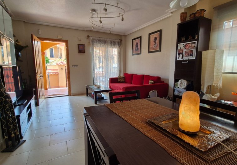 Segunda mano - villa - Torrevieja - Costa Blanca