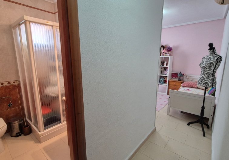 Segunda mano - villa - Torrevieja - Costa Blanca