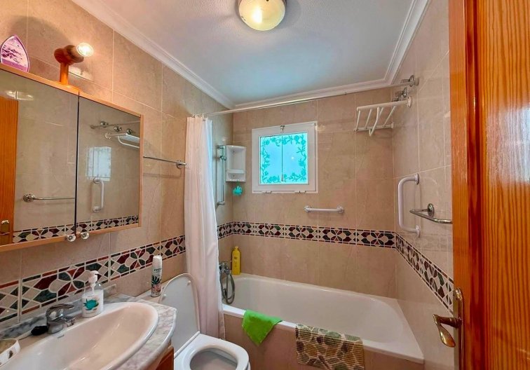 Resale - Apartment - Torrevieja - Playa del Cura
