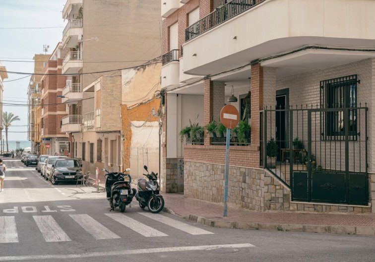 Wiederverkauf - Wohnung - Torrevieja - Las Piscinas Naturales