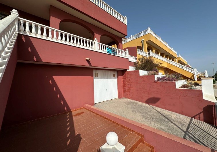 Herverkoop - villa - El Carmoli - Costa Calida