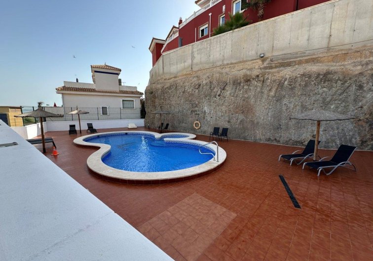 Herverkoop - villa - El Carmoli - Costa Calida