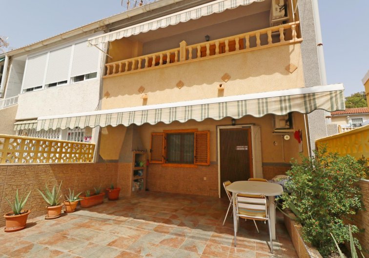 Herverkoop - town house - Torrevieja - Playa de los Naúfragos