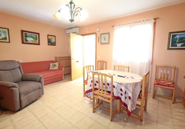 Herverkoop - town house - Torrevieja - Playa de los Naúfragos