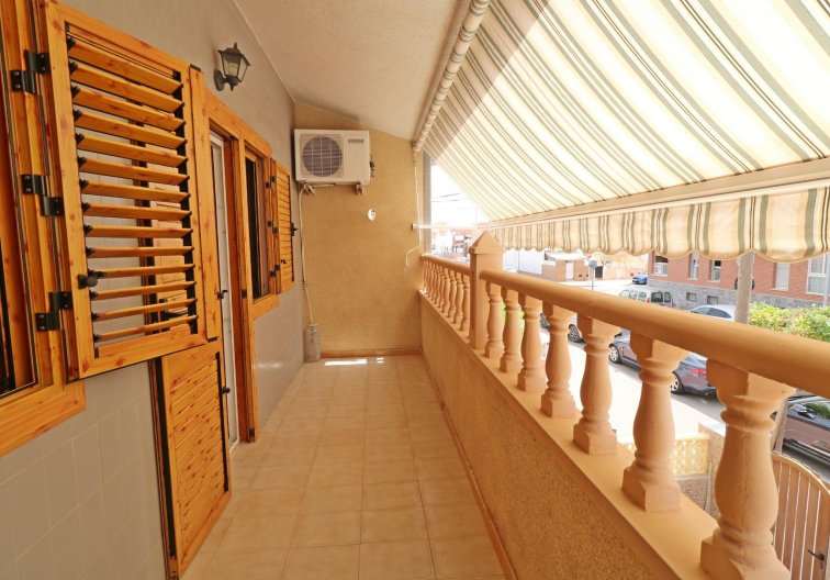 Herverkoop - town house - Torrevieja - Playa de los Naúfragos