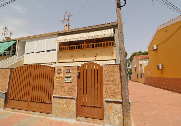 Herverkoop - town house - Torrevieja - Playa de los Naúfragos
