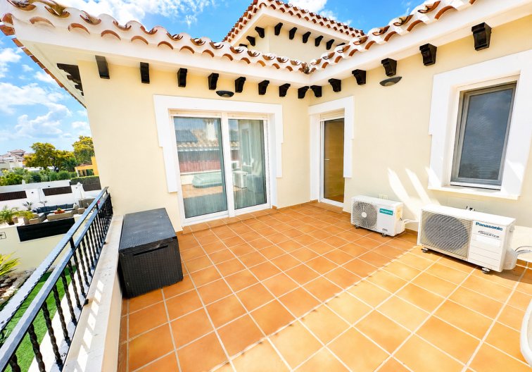 Segunda mano - villa - Mar Menor Golf Resort - Inland