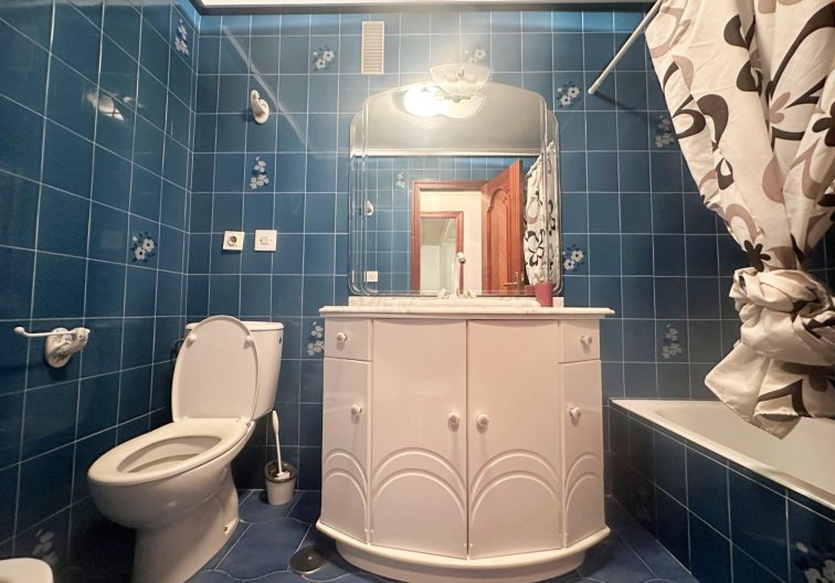 Segunda mano - Apartamento  - Torrevieja - Centro