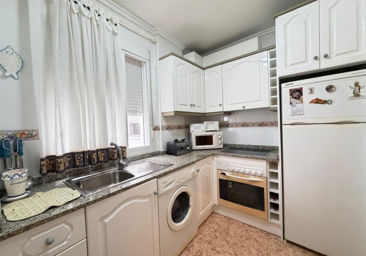 Resale - Apartment - Torrevieja - Playa del Cura