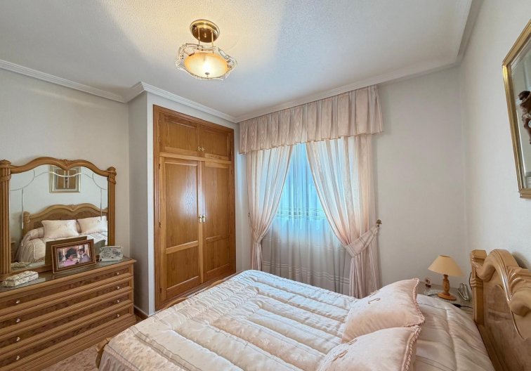 Resale - Apartment - Torrevieja - Playa del Cura