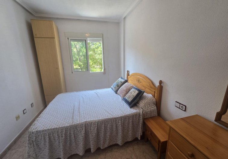 Resale - Apartment - Torrevieja - Habaneras