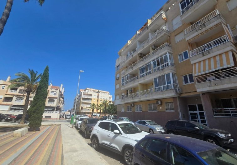 Resale - Apartment - Torrevieja - Habaneras