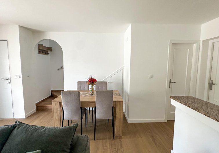 Wiederverkauf - Duplex - San Miguel de Salinas - Las Filipinas