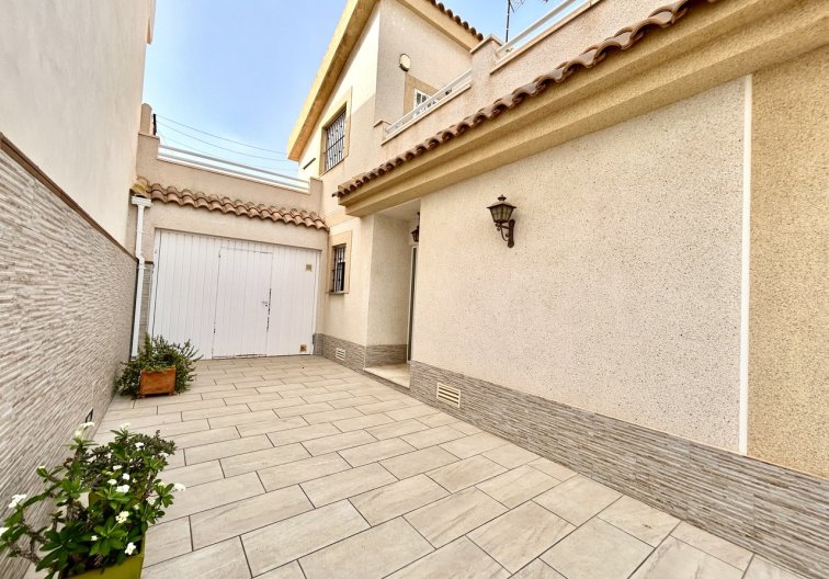Resale - town house - Torre de la Horadada - Costa Blanca