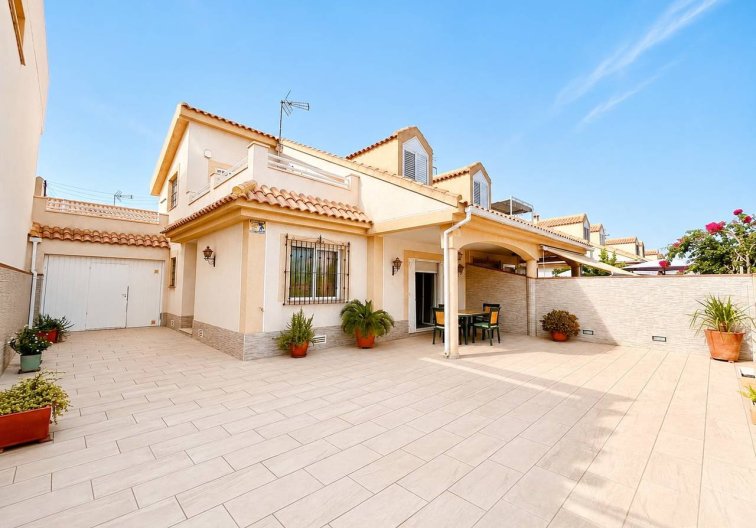 Resale - town house - Torre de la Horadada - Costa Blanca