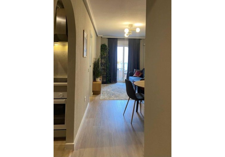 Resale - Apartment - Torrevieja - Playa del Cura