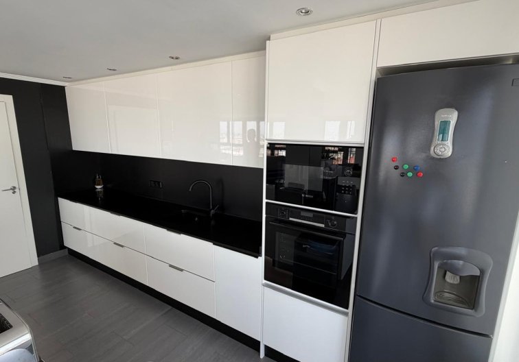 Wiederverkauf - Wohnung - Torrevieja - Acequion