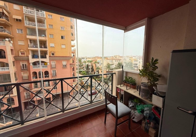 Segunda mano - Apartamento  - Torrevieja - Playa de los Locos