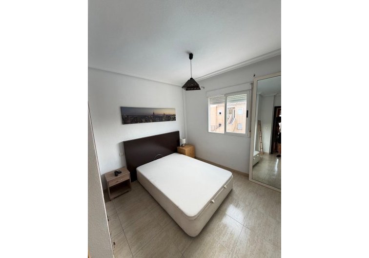 Wiederverkauf - Wohnung - Torrevieja - Centro