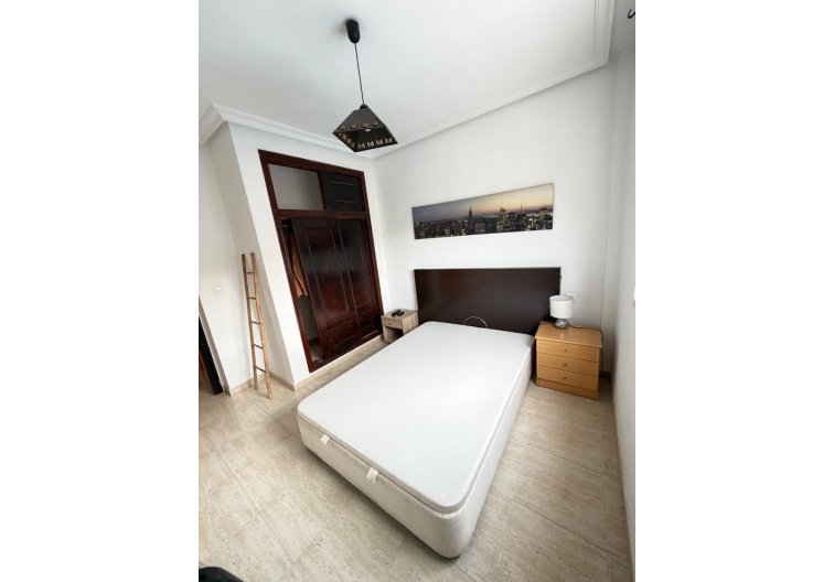 Wiederverkauf - Wohnung - Torrevieja - Centro
