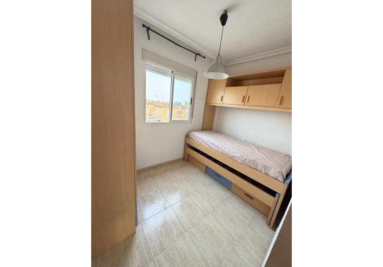 Wiederverkauf - Wohnung - Torrevieja - Centro