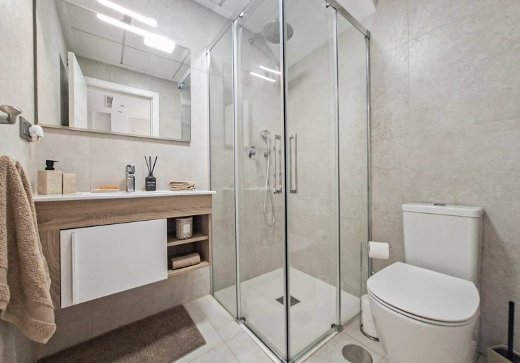 Revente - villa - Villamartin - Costa Blanca