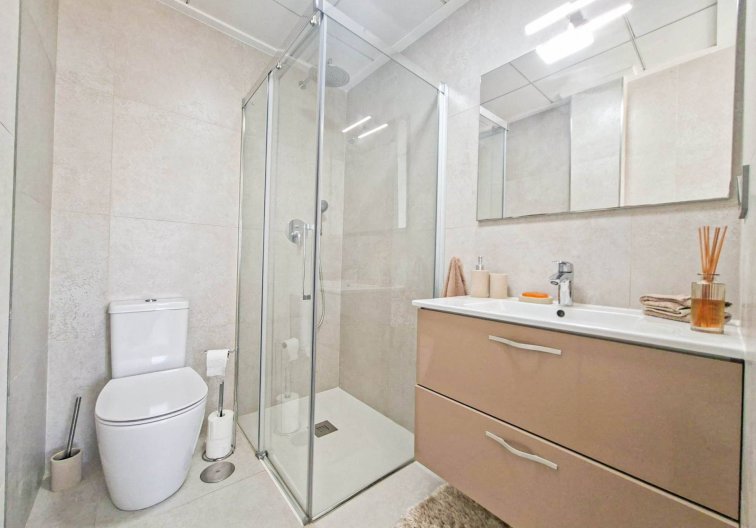 Revente - villa - Villamartin - Costa Blanca