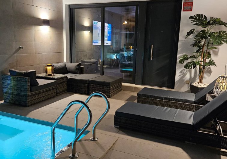 Revente - villa - Villamartin - Costa Blanca