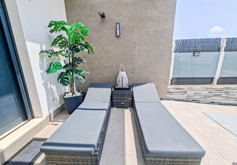 Revente - villa - Villamartin - Costa Blanca