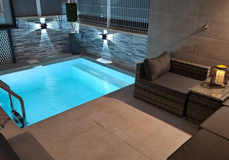 Revente - villa - Villamartin - Costa Blanca