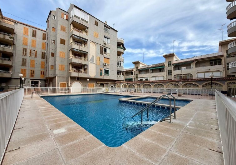 Segunda mano - Apartamento  - Torrevieja - Acequion