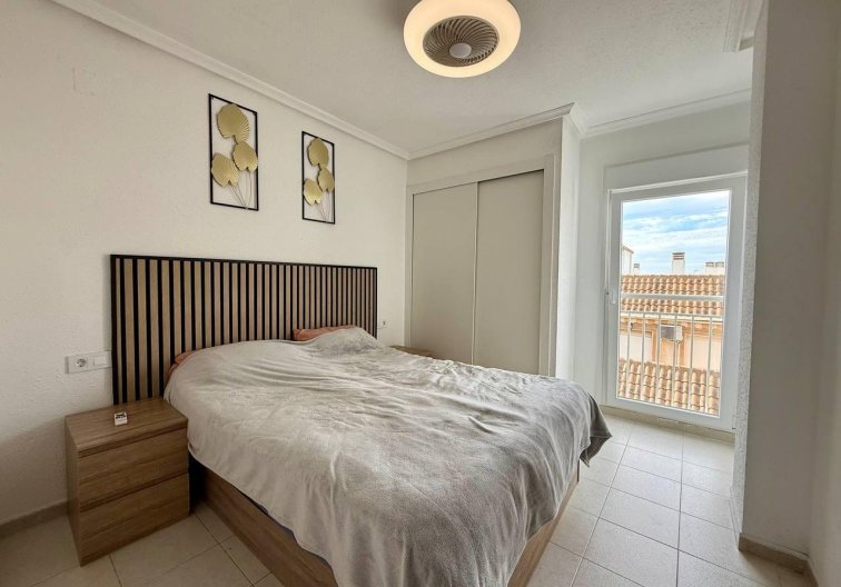 Segunda mano - Apartamento  - Torrevieja - Acequion
