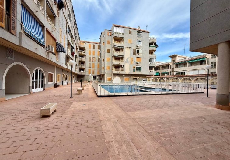 Segunda mano - Apartamento  - Torrevieja - Acequion