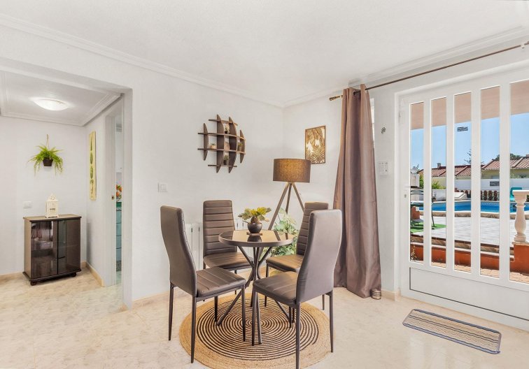 Segunda mano - villa - Torrevieja - Los Balcones - Los Altos Del Edén