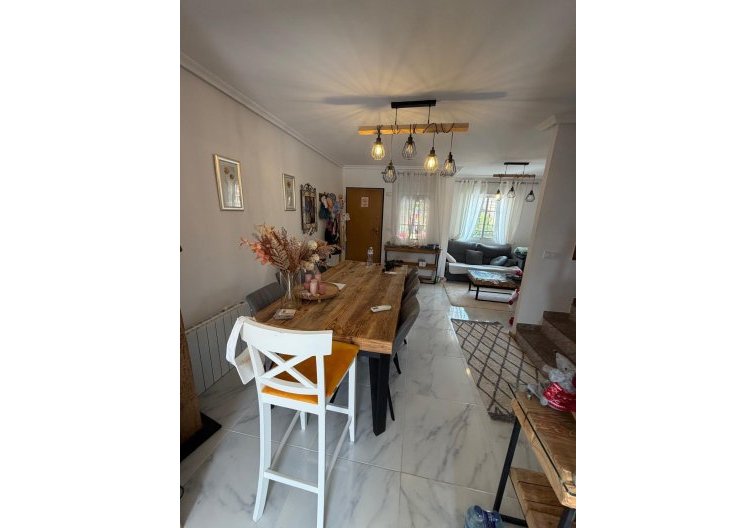 Resale - Bungalow - Torrevieja - Zona Los Frutales