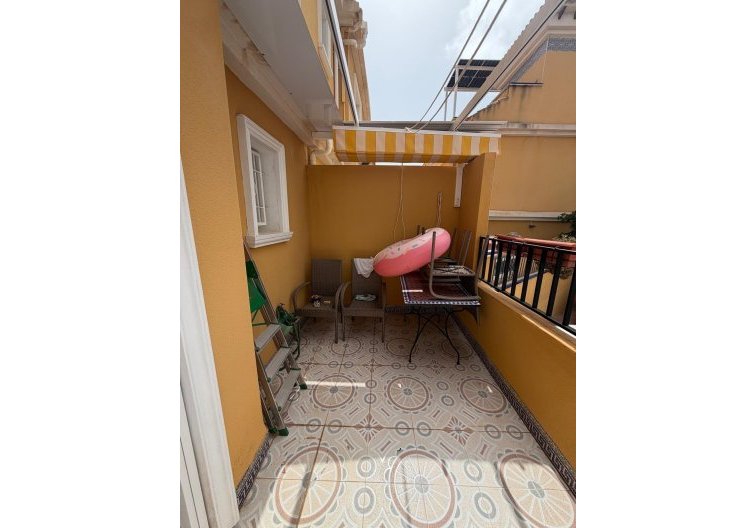 Resale - Bungalow - Torrevieja - Zona Los Frutales