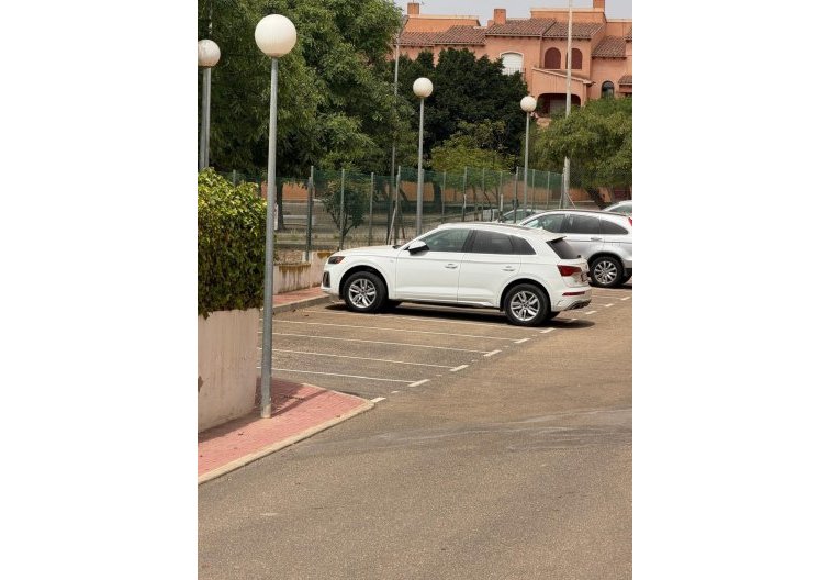 Resale - Bungalow - Torrevieja - Zona Los Frutales