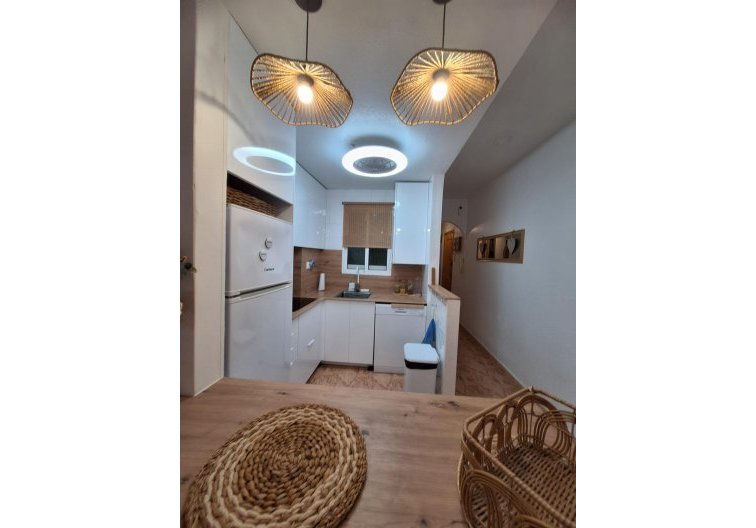 Resale - Apartment - Torrevieja - Playa del Cura