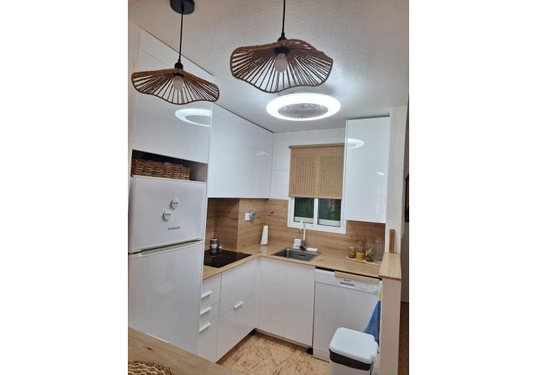 Resale - Apartment - Torrevieja - Playa del Cura