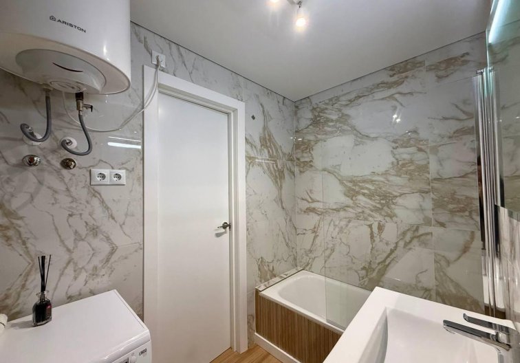 Herverkoop - Appartement - Torrevieja - Habaneras