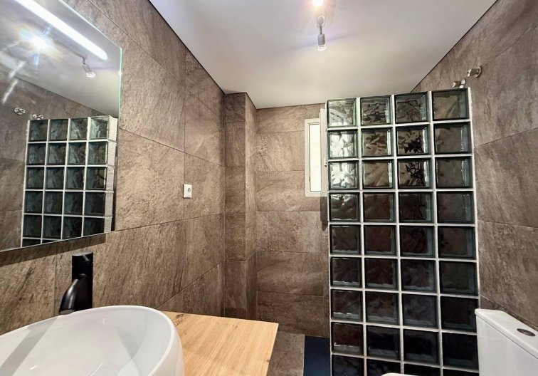 Segunda mano - Apartamento  - Torrevieja - Acequion