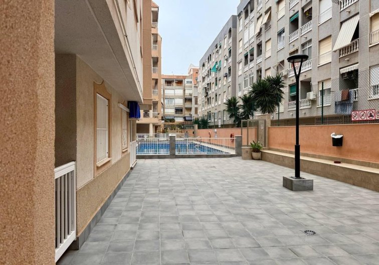 Segunda mano - Apartamento  - Torrevieja - Acequion