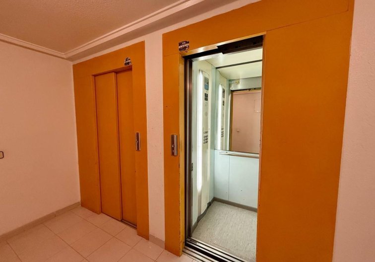 Segunda mano - Apartamento  - Torrevieja - Acequion
