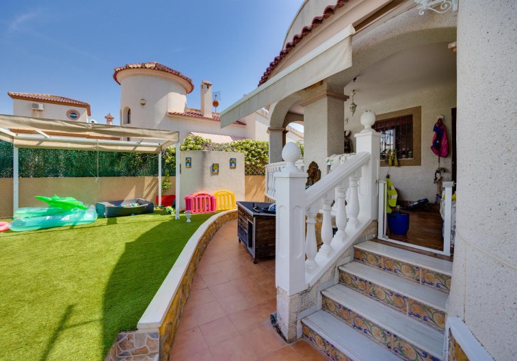 Segunda mano - villa - San Fulgencio - Costa Blanca