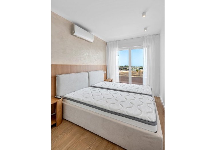 Wiederverkauf - Wohnung - Torrevieja - Punta Prima