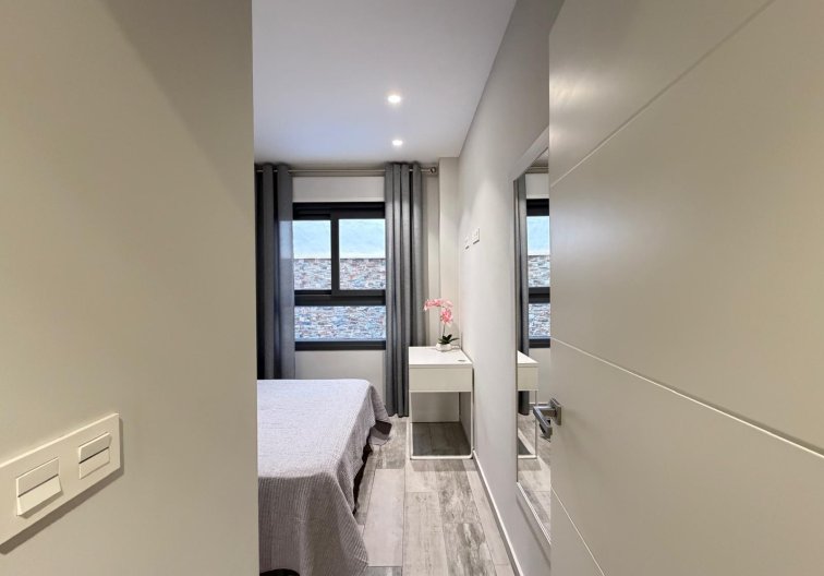 Herverkoop - Appartement - Torrevieja - Playa del Cura