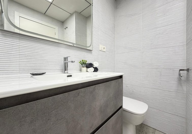 Herverkoop - Appartement - Torrevieja - Playa del Cura